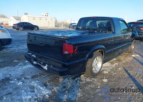 2003 Chevrolet S-10 Ls z USA, uszkodzony, nr VIN 1GCCS19X938144892